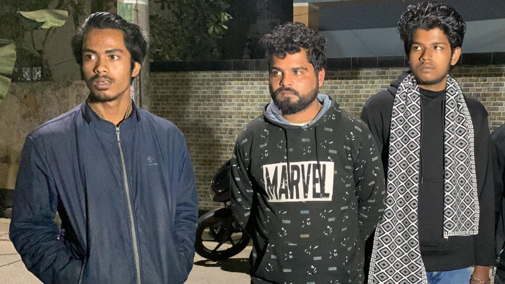 সমন্বয়ক পরিচয়ে চাঁদা দাবি, তিনজনকে পুলিশে সোর্পদ