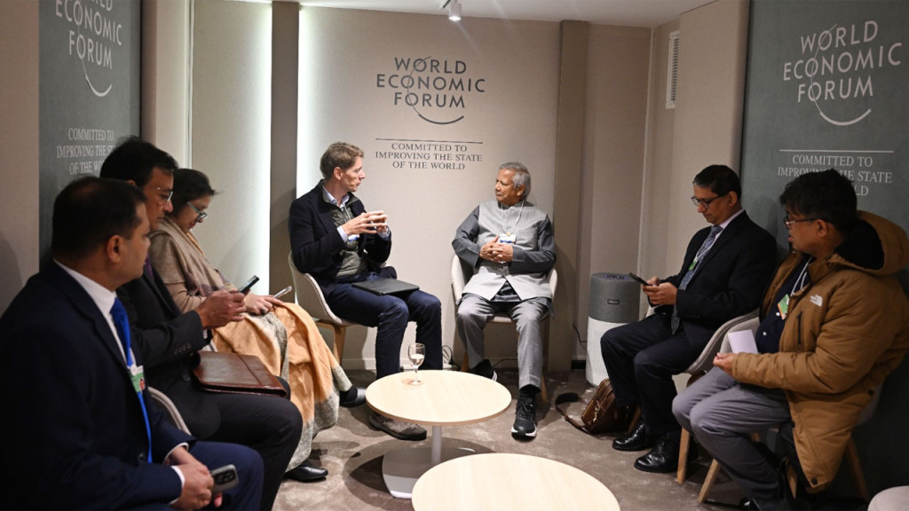 ড. ইউনূসের সঙ্গে শিপিং কোম্পানি মায়ারস্ক প্রধানের সাক্ষাৎ