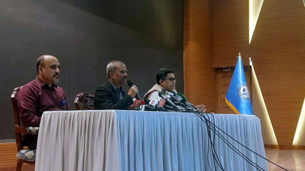 ফেব্রুয়ারির মাঝামাঝিতে রাজনৈতিক দলগুলোর মতামত নেওয়া হবে