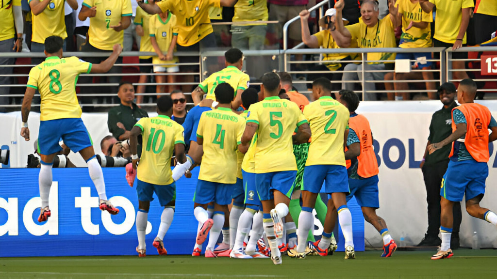 কলম্বিয়ার দাপুটে দিনে সমতায় প্রথমার্ধ পার ব্রাজিলের