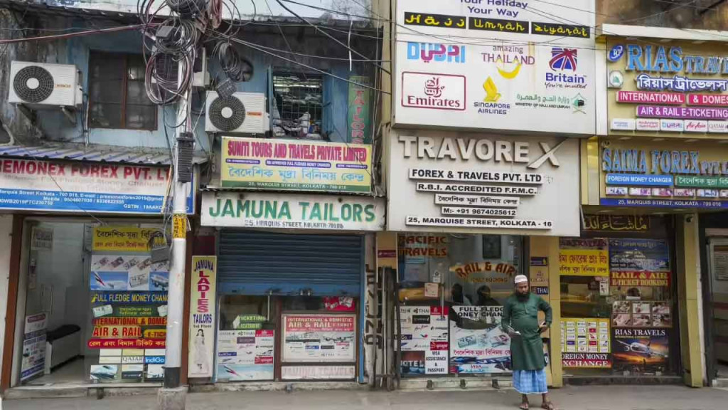 কলকাতায় বাধ্যতামূলক করা হলো বাংলা সাইনবোর্ড