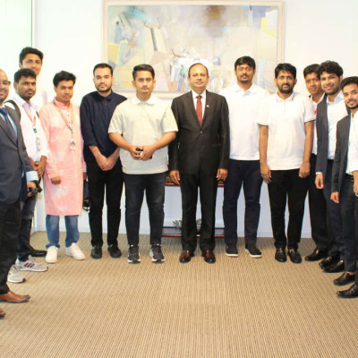 বাসায় ফিরেছেন খালেদা জিয়া