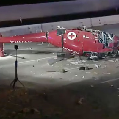 যুক্তরাষ্ট্রে সড়কে আছড়ে পড়ল হেলিকপ্টার, গুরুতর আহত ৩