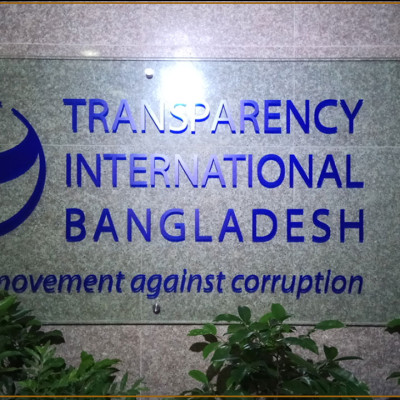 ইসরায়েলি বিমান ঘাঁটি ‘ঝাঁঝরা’ করে দিয়েছে ইরান, নিশ্চিত করল সিএনএন