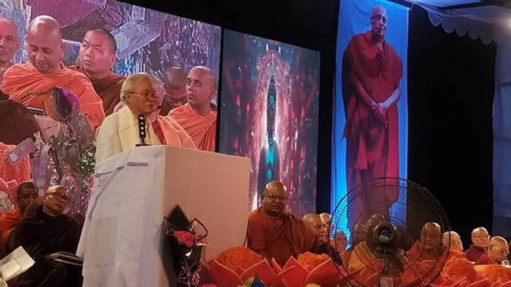 সরকার সব ধর্ম ও সম্প্রদায়ের প্রতি সমান শ্রদ্ধাশীল