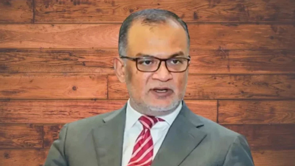 বিমান মন্ত্রণালয়ের দায়িত্ব পেলেন উপদেষ্টা শেখ বশিরউদ্দীন