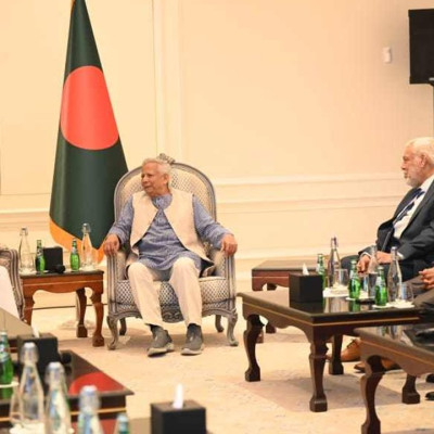 ড. ইউনূসের সঙ্গে কাতারের জ্বালানি বিষয়ক প্রতিমন্ত্রীর সাক্ষাৎ