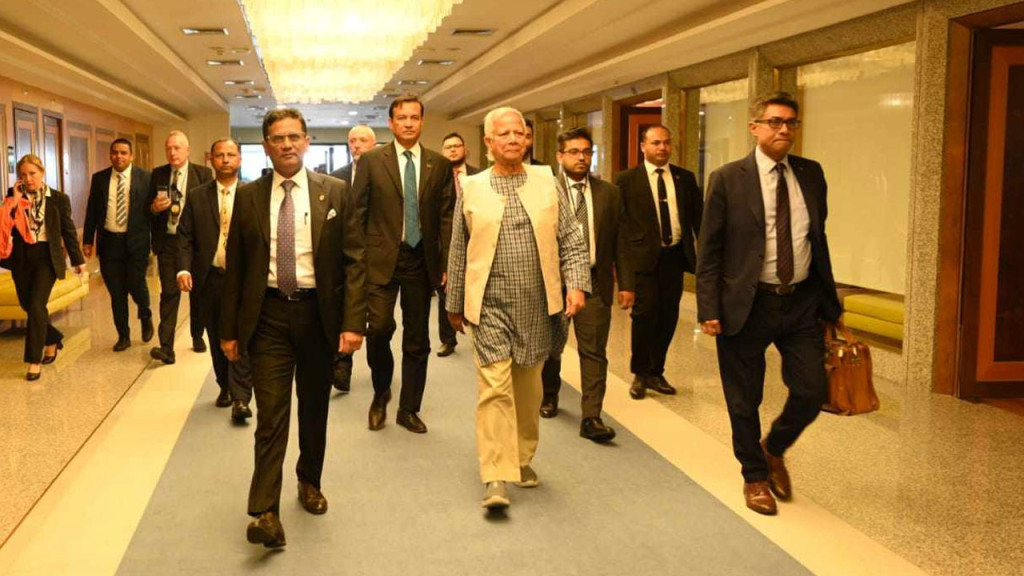 রোম ত্যাগ করেছেন প্রধান উপদেষ্টা