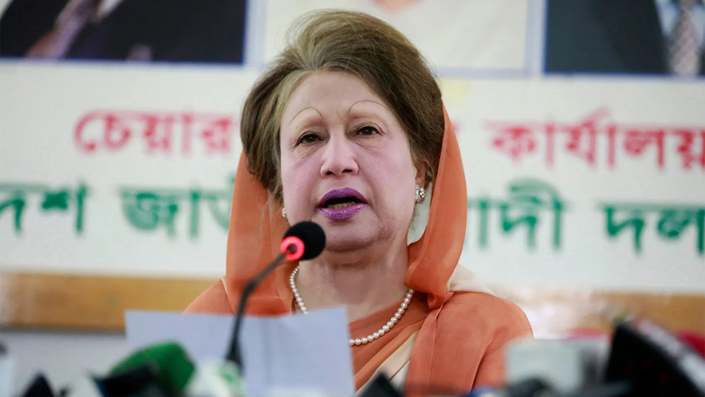 বাংলাদেশ বিমানে নয়, এয়ার অ্যাম্বুলেন্সে দেশে ফিরবেন খালেদা জিয়া