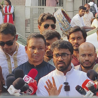 উপদেষ্টা ৪৮ ঘণ্টার মধ্যে পদত্যাগ না করলে আন্দোলন: রাশেদ খাঁন