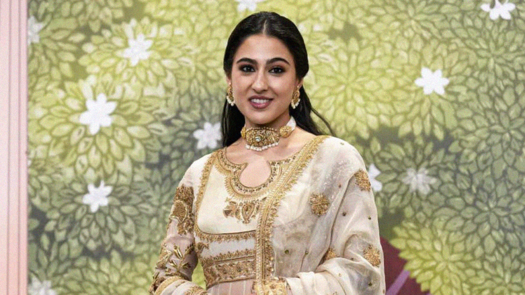 যে কারণে সারা আলীকে নিয়ে পাকিস্তানে নিন্দার ঝড়