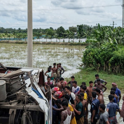 রংপুরে সড়ক দুর্ঘটনায় বাবা-ছেলেসহ নিহত ৩