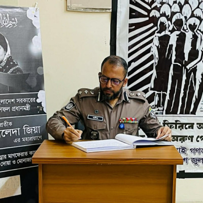 মহান বিজয় দিবসে জাতীয় স্মৃতিসৌধে বিকল্পধারার শ্রদ্ধা