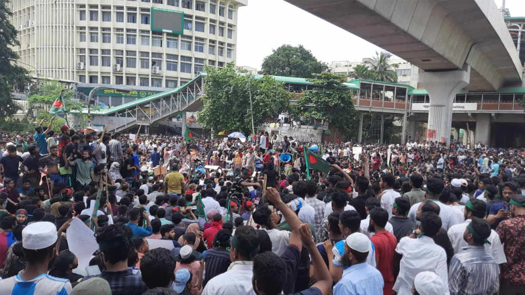 গণজাগরণ মঞ্চের মতো শাহবাগে অবস্থানের ঘোষণা শিক্ষার্থীদের