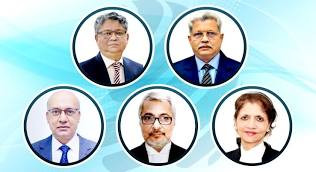 পদত্যাগ করলেন ৫ বিচারপতি