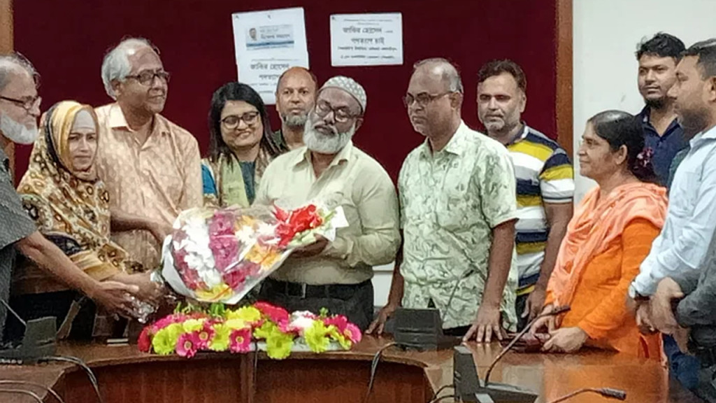 বিদায়ের আগে প্রেসিডেন্ট খেলাইফির সঙ্গে এমবাপের ‘তুমুল বাকবিতণ্ডা’