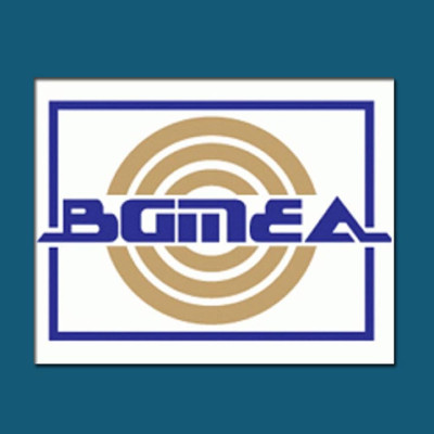 বাড়ি গিয়ে প্রতিদ্বন্দ্বীকে মিষ্টি খাওয়ালেন বিজয়ী চেয়ারম্যান