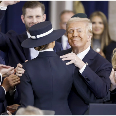 মোদির শপথ অনুষ্ঠানে ৩০ টাকার ওআরএস খেলেন শাহরুখ-মুকেশ