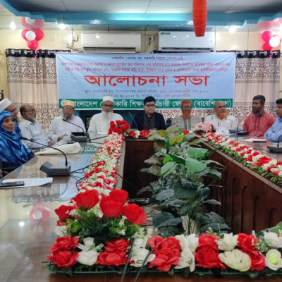 বিয়ের পর ধর্ম বদলাবেন সোনাক্ষী? মুখ খুললেন জাহিরের বাবা