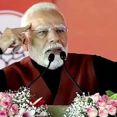 যশোর-নড়াইল মহাসড়কে ঢাকাগামী যাত্রীবাহী বাস খাদে, ৪০ জন আহত