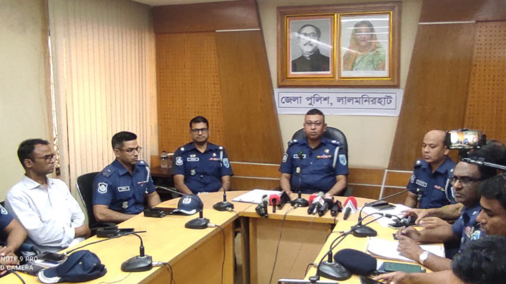 চোর বলায় শিশু রোমানকে হত্যা করে আশিক