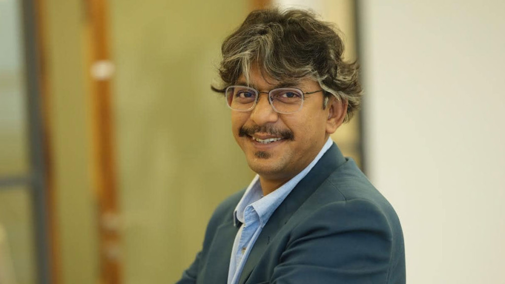 কোনো অপমানই এখন আর গায়ে লাগে না চঞ্চলের