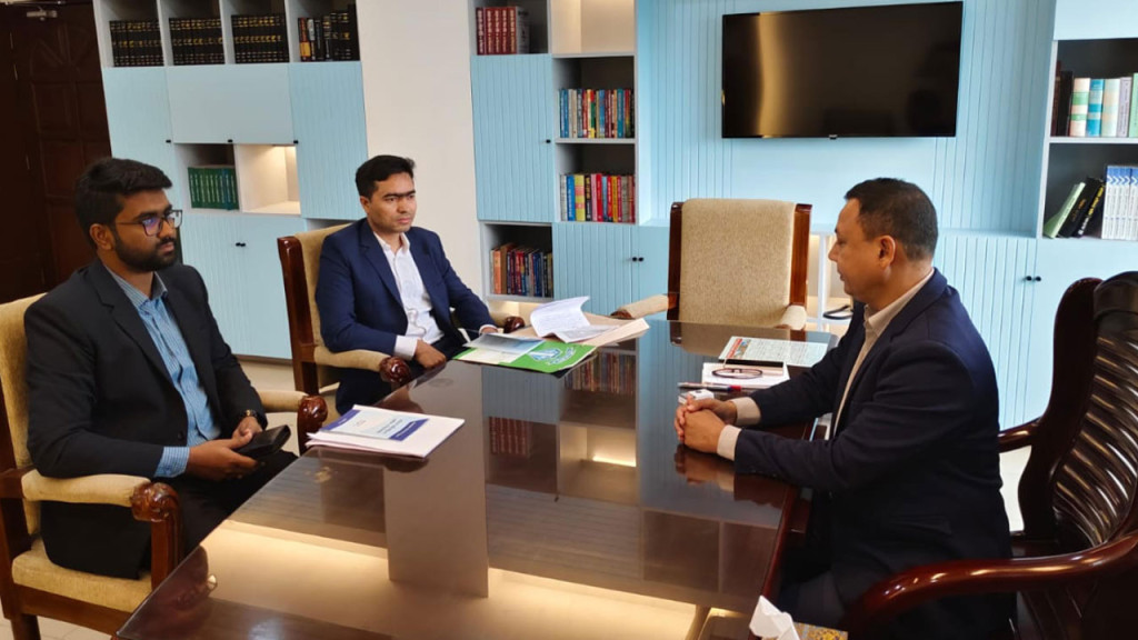 ছদ্মবেশে তেজগাঁও রেজিস্ট্রেশন অফিসে গিয়ে দালালের খপ্পরে দুদক