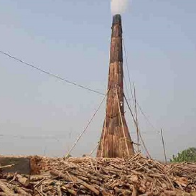 নড়াইলে ৭৭ ভাগ ইটভাটা অনুমোদনহীন, অবাধে পুড়ছে কাঠ