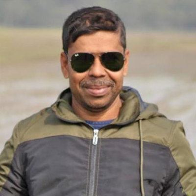 দুই স্কুলের টিন-গাছ চুরি করে বিক্রির অভিযোগ সরকারি কর্মকর্তার বিরুদ্ধে