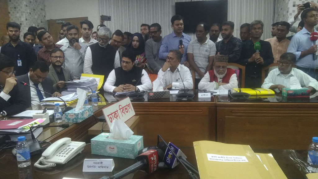 ঢাকা-১০ আসনে টিকে গেলেন নায়ক ফেরদৌস, বাতিল ৮