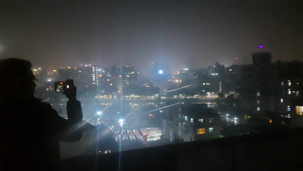 রাজধানীতে বাসার ছাদে ফানুস উড়াতে গিয়ে দগ্ধ ৩