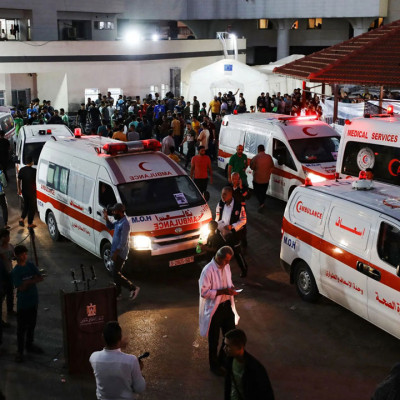 ব্যথানাশক ছাড়া নিজ মেয়ের অঙ্গচ্ছেদ করলেন ফিলিস্তিনি চিকিৎসক