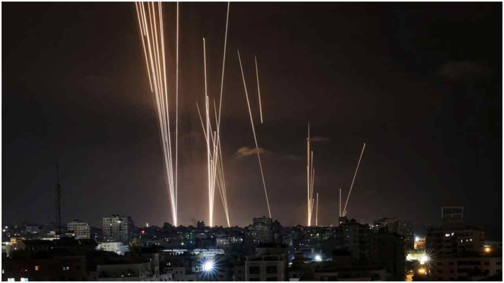 তেল আবিবে রকেট হামলা চালিয়েছে হামাস