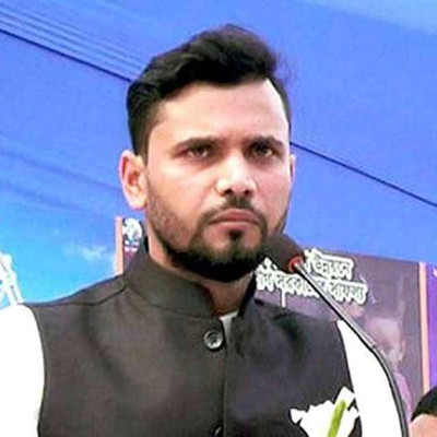 বাস মালিকদের সতর্ক করলেন নড়াইল এক্সপ্রেস