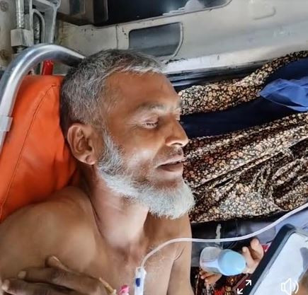 লোহাগড়ায় প্রতিপক্ষের অস্ত্রের কোপে বৃদ্ধ"র ডান হাত ও ডান পা বিচ্ছিন্ন, ঢাকায় প্রেরণ