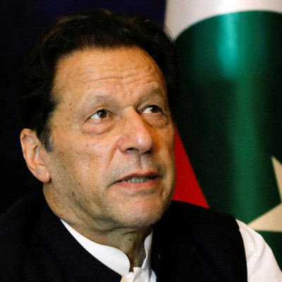 ইমরান খান গ্রেপ্তার