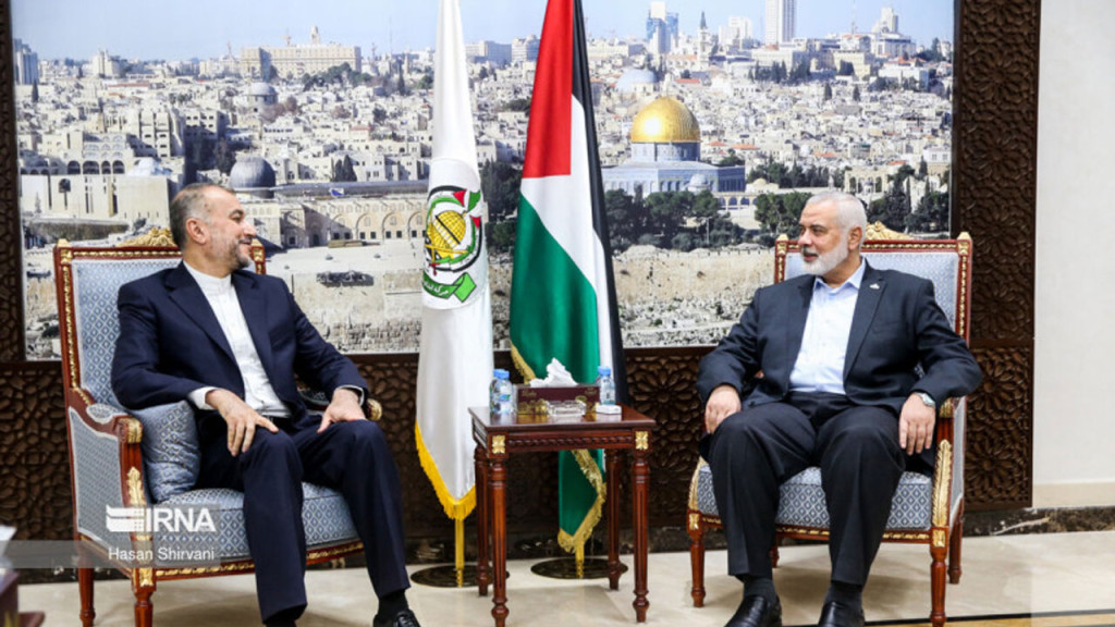 ইসরায়েলে হামাসের হামলাকে ‘ঐতিহাসিক বিজয়’ বলছে ইরান