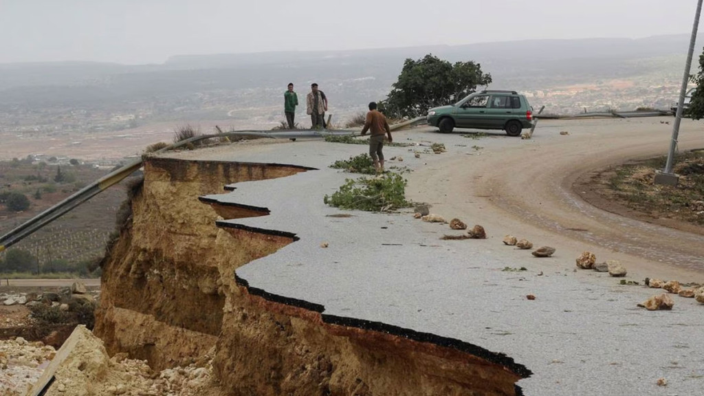 লিবিয়ায় ভয়াবহ বন্যা, এক হাজারের বেশি মরদেহ উদ্ধার