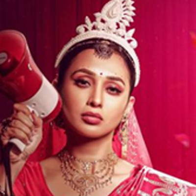 কনের সাজে মিমি, বলছেন ‌‘ভাল্লাগছে না’