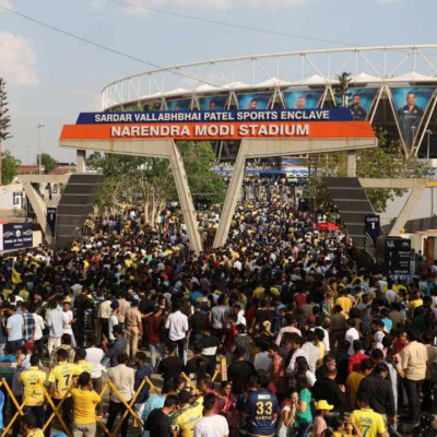 গ্যালারি ভরাতে ফ্রিতে নারী দর্শক আনছে ভারত