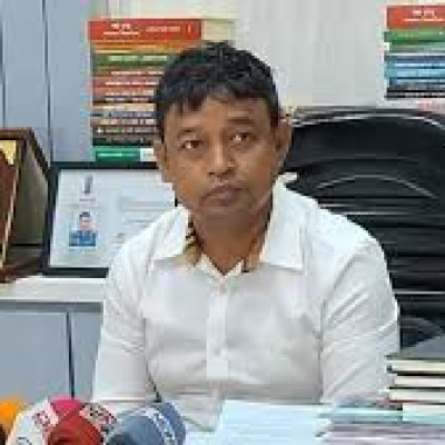 সেতু ভবনে হামলা ও অগ্নিসংযোগে সরাসরি জড়িত ২ ব্যক্তিসহ ৯ জন আটক : ডিবি