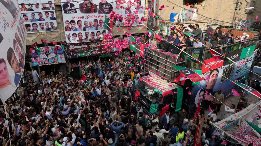 পাকিস্তানের নির্বাচন : সহিংসতার হিসাব দিলো সেনাবাহিনী