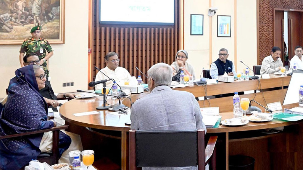 নিজ এলাকায় প্রকল্প পাচ্ছেন পরিকল্পনা প্রতিমন্ত্রী-সচিব