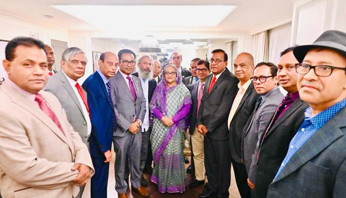 শারদীয় দুর্গাপূজায় কড়া নিরাপত্তার আশ্বাস প্রধানমন্ত্রীর