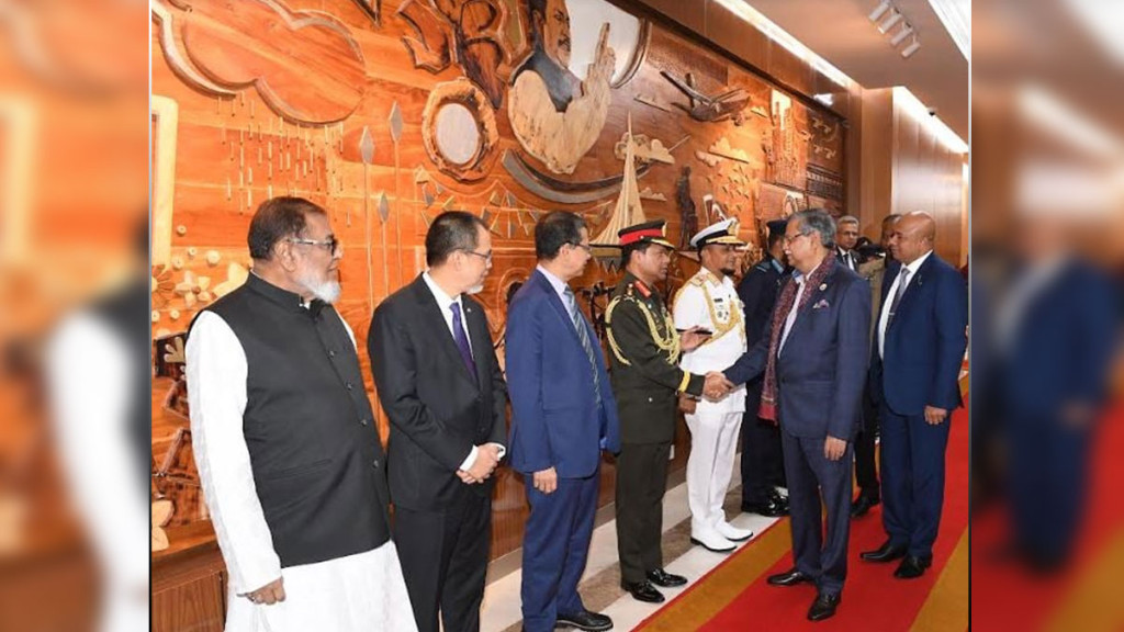 ইন্দোনেশিয়ার উদ্দেশে ঢাকা ছাড়লেন রাষ্ট্রপতি