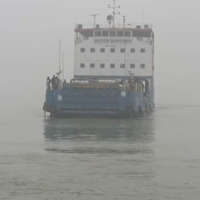 দৌলতদিয়া-পাটুরিয়া নৌরুটে ফেরি চলাচল শুরু