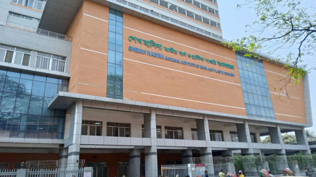 ভাষানটেকে গ্যাস সিলিন্ডার বিস্ফোরণ : দগ্ধ এক নারীর মৃত্যু