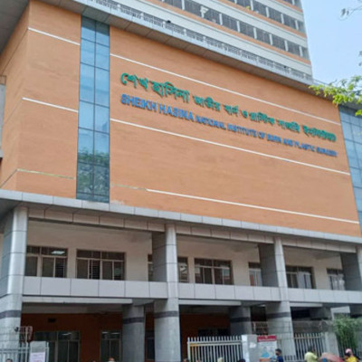 গ্যাস সিলিন্ডার বিস্ফোরণে শিশুসহ দগ্ধ ৩৫ জন শেখ হাসিনা বার্নে