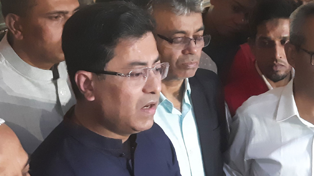 ভবন নির্মাণে সিটি করপোরেশনের অনুমতির বিষয়ে যা বললেন তাপস