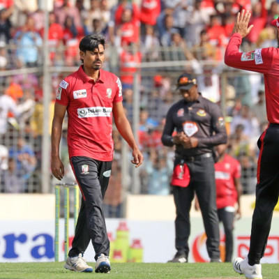 তাইজুলকে নেওয়ায় ‘একটি দল’ হেসেছিল : তামিম